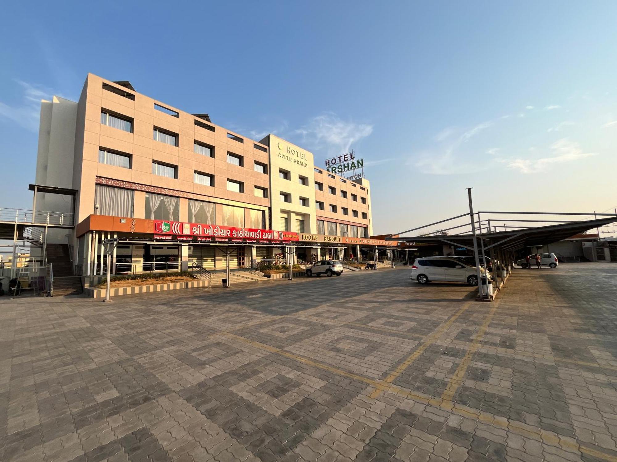 Hotel Grand Darshan Vadodara Exterior photo