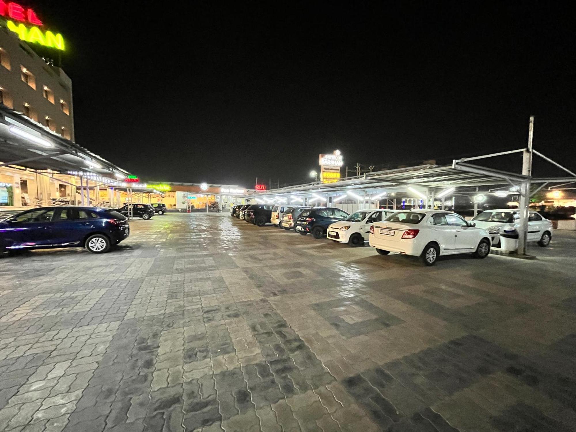 Hotel Grand Darshan Vadodara Exterior photo