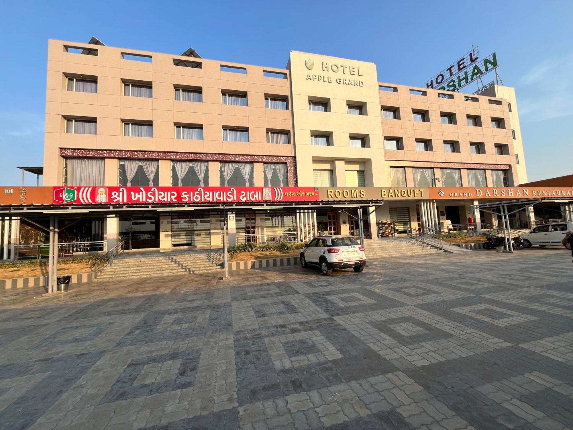 Hotel Grand Darshan Vadodara Exterior photo