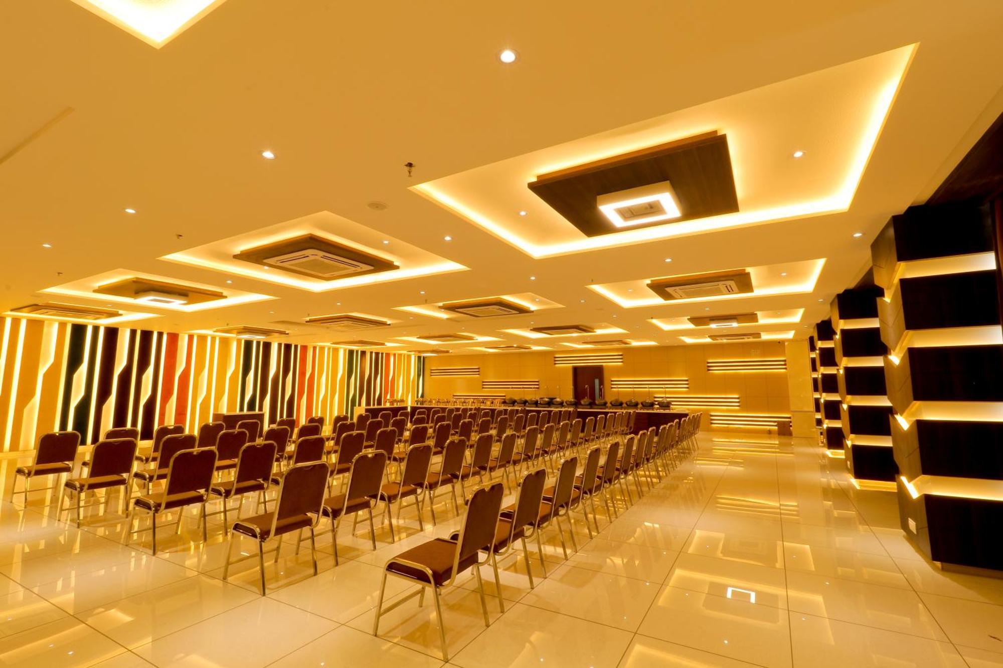 Hotel Grand Darshan Vadodara Exterior photo
